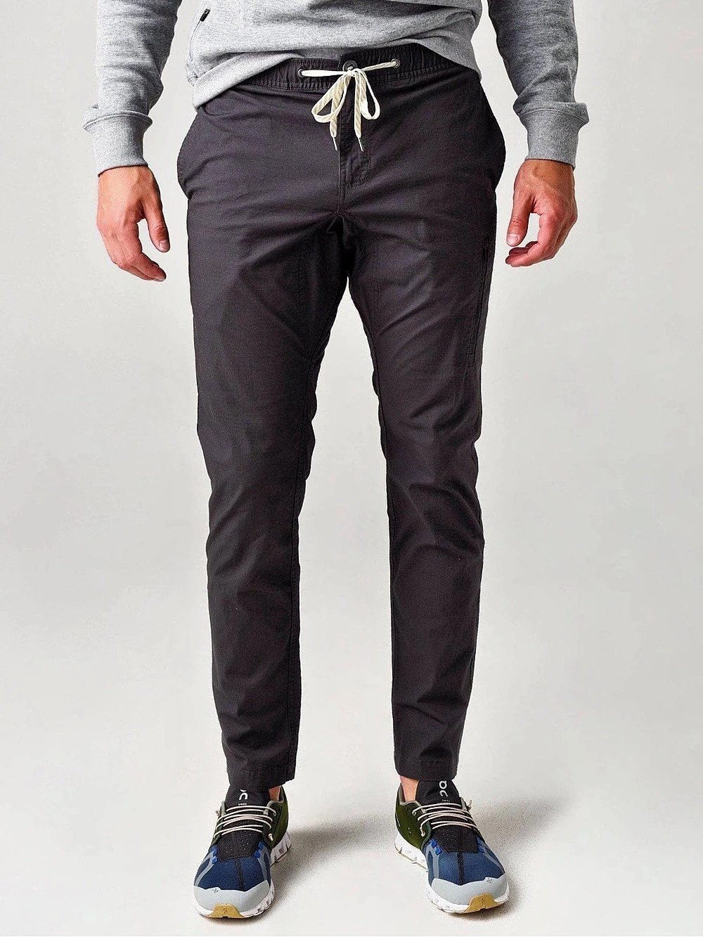Vuori Climbing Cargo Pants Size Medium